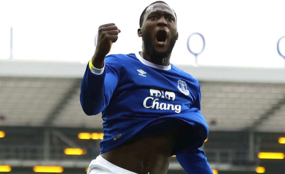 Ibra khong duoc vao doi hinh hay nhat anh 12