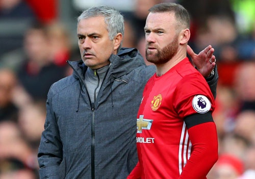 Nhung cau thu MU bi day khoi Old Trafford he 2017 hinh anh