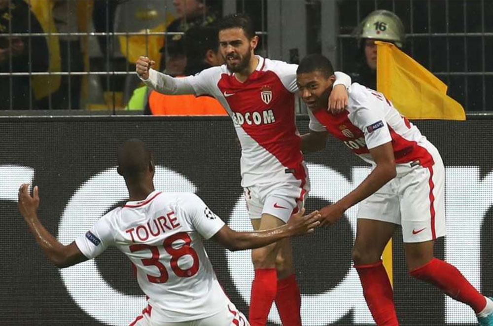 Ronaldo sang nhat doi luot di tu ket anh 9