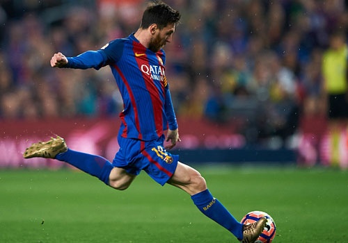 Messi sut xa hieu qua nhat chau Au mua nay hinh anh