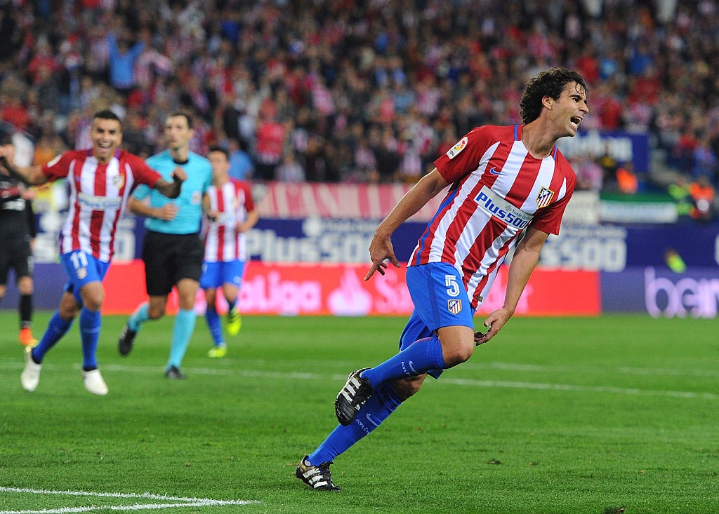 So sanh tuoi trung binh cua 8 doi anh 4