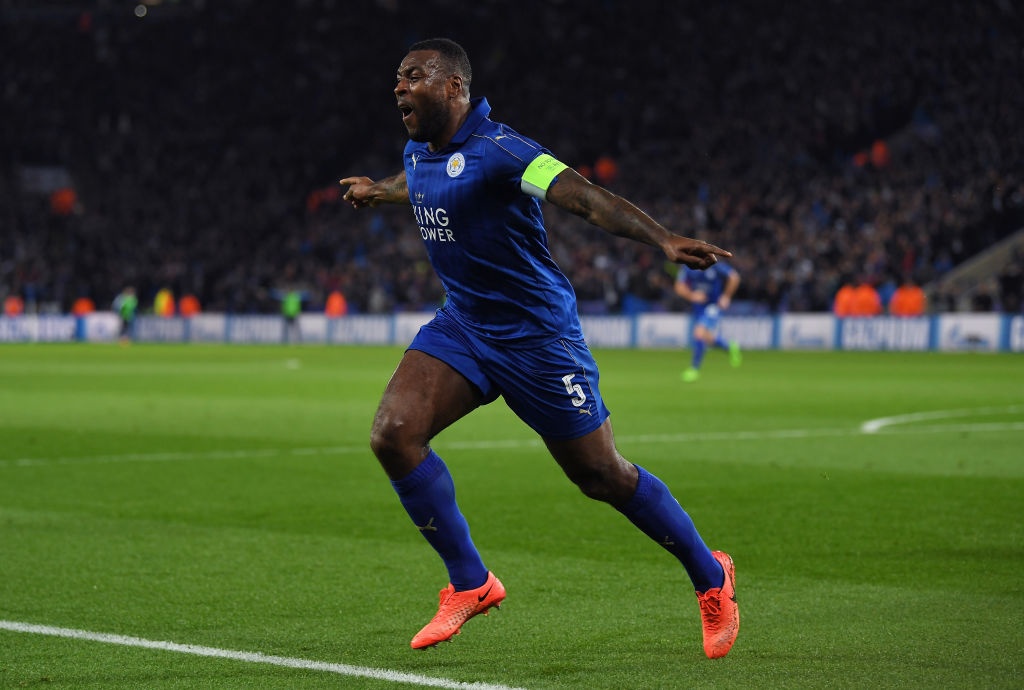 So sanh tuoi trung binh cua 8 doi anh 3