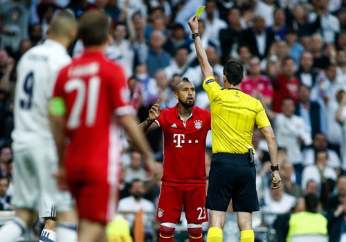 Ancelotti danh gia trong tai lam hong tran dau hinh anh