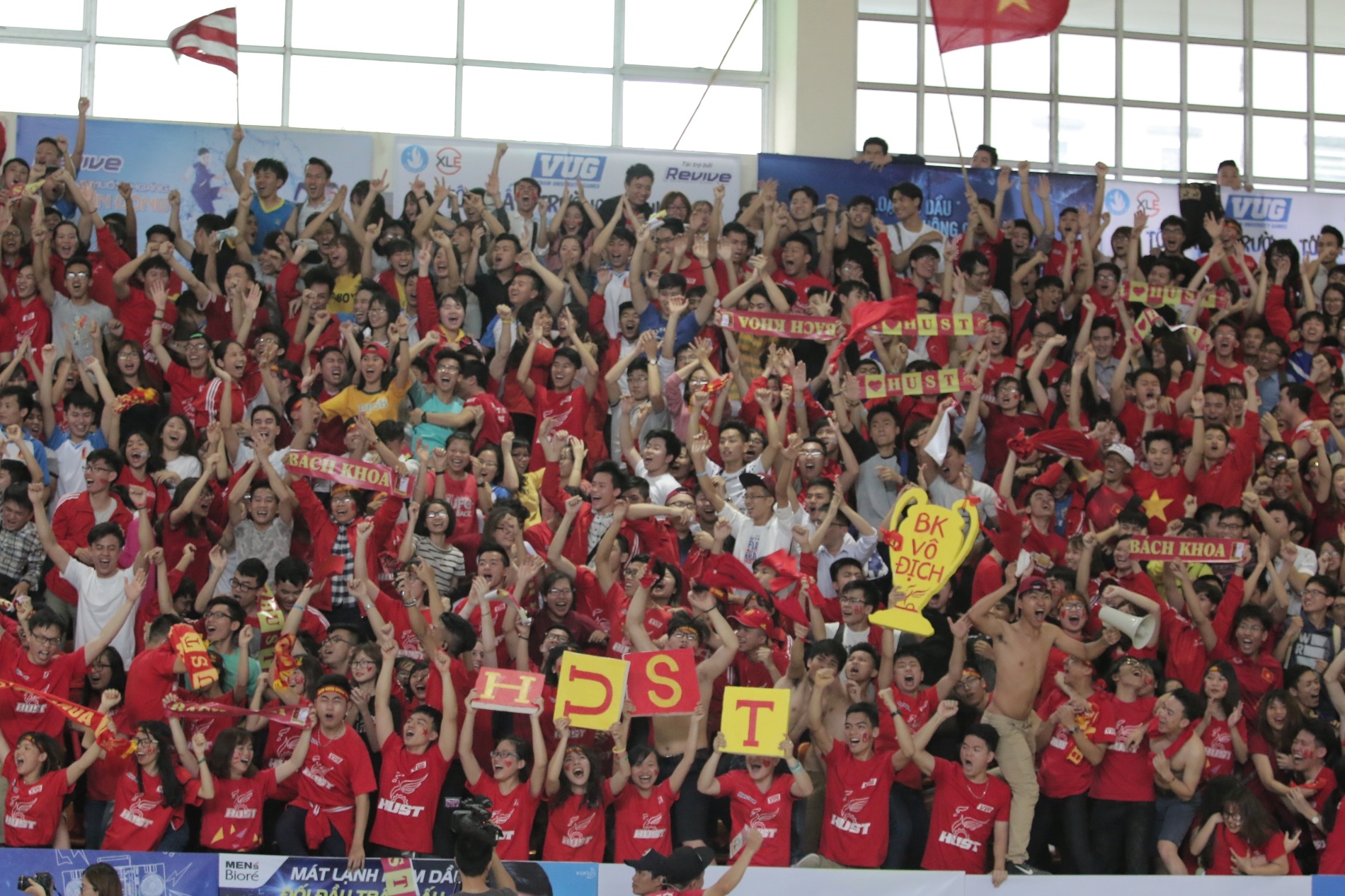 Chung ket VUG Ha Noi anh 5