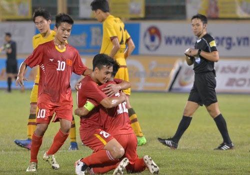 U19 Viet Nam vo dich giai U19 quoc te trong tran mat nguoi hinh anh