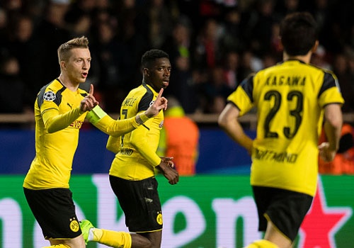 Dortmund thang nghet tho 3-2 trong tran ruot duoi ty so hinh anh