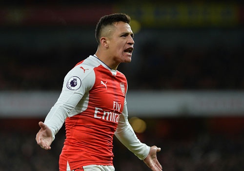 Arsenal danh bai Leicester 1-0 nho ban phan luoi hinh anh