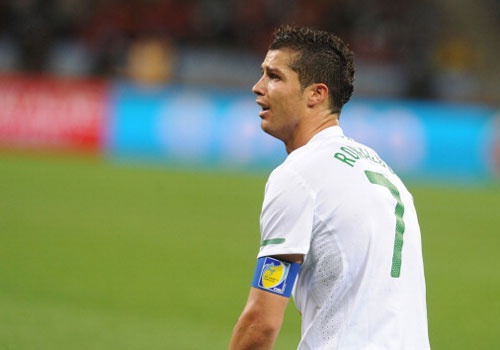 Ronaldo mat vi tri cau thu gia tri thu hai the gioi hinh anh