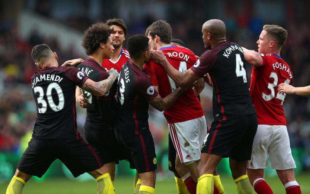 Man City thoat thua nho qua 11 m anh 5