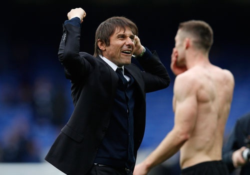 Man City hoa kich tinh Middlesbrough 2-2, Chelsea thang Everton 3-0 hinh anh