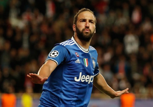 Higuain lap cu dup, Juve cham tay vao ve chung ket Champions League hinh anh