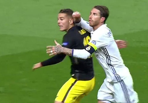 Ramos may man khong phai nhan the do truoc Atletico? hinh anh