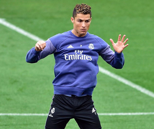 Ronaldo sẵn sàng kiếm thêm hat-trick ảnh 4 Ronaldo san sang kiem them hat-trick anh 4