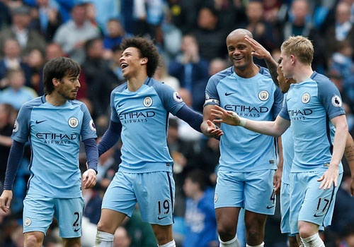 Man City vs Crystal Palace (5-0): Thay tro Guardiola vao top 3 hinh anh