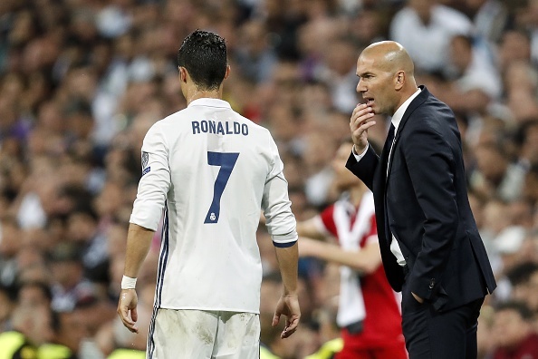 Real bất lợi trong cuộc đua vô địch ảnh 1 Real bat loi trong cuoc dua vo dich anh 1