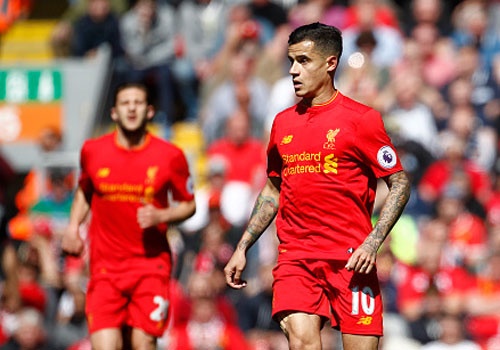 Real can mua it nhat 2 ngoi sao de xay dai ngan ha hinh anh