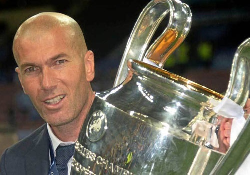 Real duoc danh gia hay hon Barca 10 nam qua hinh anh