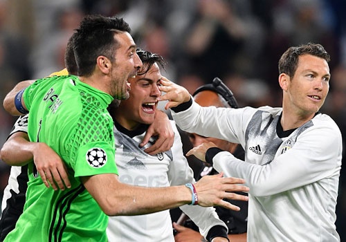 Juve vao chung ket Champions League voi ty so chung cuoc 4-1 hinh anh