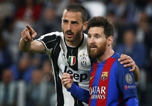 Messi duoc khuyen hoc Mbappe cach danh bai Buffon hinh anh