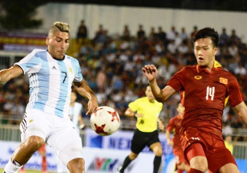 HLV Hoang Anh Tuan: 'U20 Argentina co dang cap ngang voi U20 Phap' hinh anh