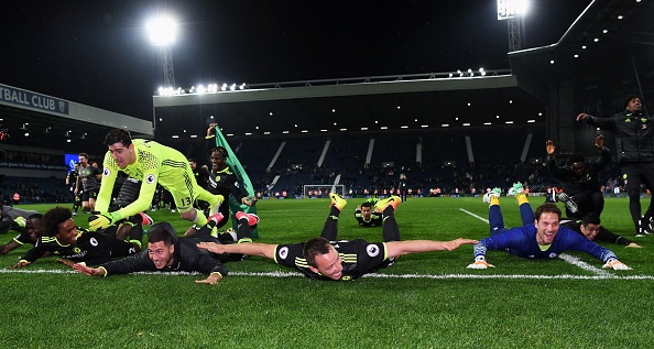 Cầu thủ Chelsea ăn mừng phấn khích ảnh 3 Cau thu Chelsea an mung phan khich anh 3