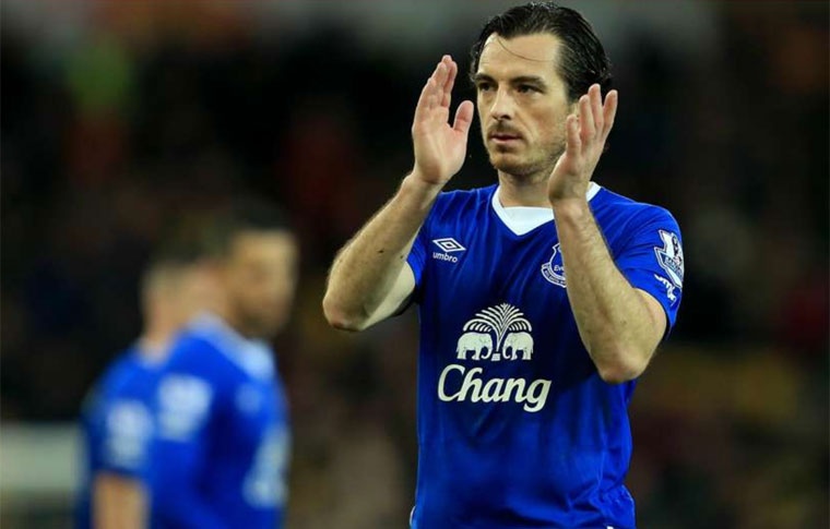 Sanchez lập kỷ lục ở vòng 37 ảnh 5 Sanchez lap ky luc o vong 37 anh 5