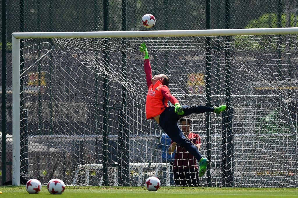 Messi và Neymar buồn bã ảnh 7 Messi va Neymar buon ba anh 7