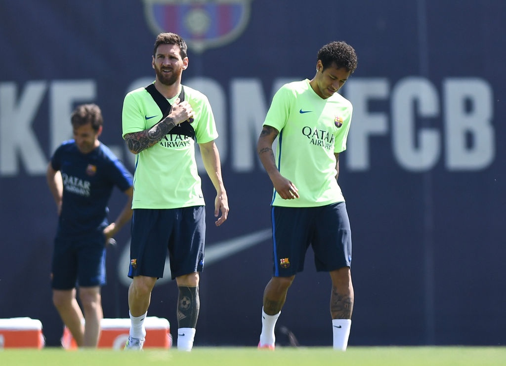 Messi và Neymar buồn bã ảnh 3 Messi va Neymar buon ba anh 3