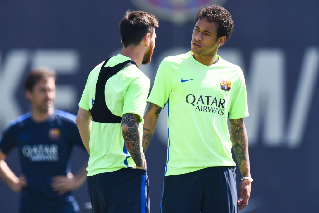 Messi và Neymar buồn bã ảnh 2 Messi va Neymar buon ba anh 2