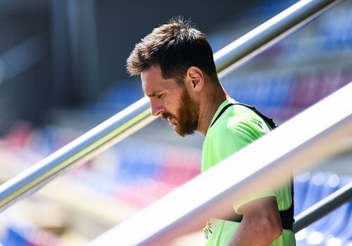 Messi va Neymar buon ba truoc chung ket cup nha vua hinh anh