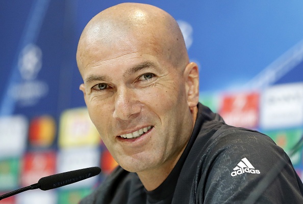 Truyen thong quoc te vay cau thu Real anh 3