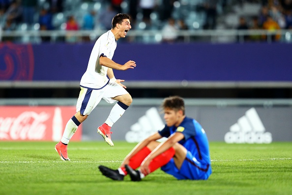 Tran U20 Phap vs U20 Italy anh 1