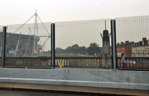 An ninh that chat tran Real vs Juve anh 6