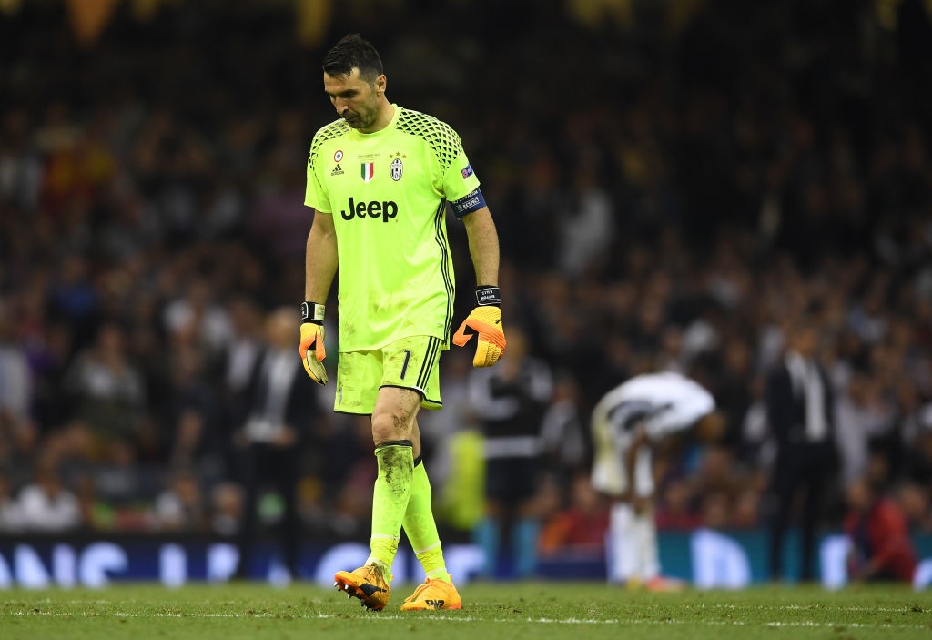 Buffon ngậm ngùi trước cúp Champions League ảnh 4 Buffon ngam ngui truoc cup Champions League anh 4
