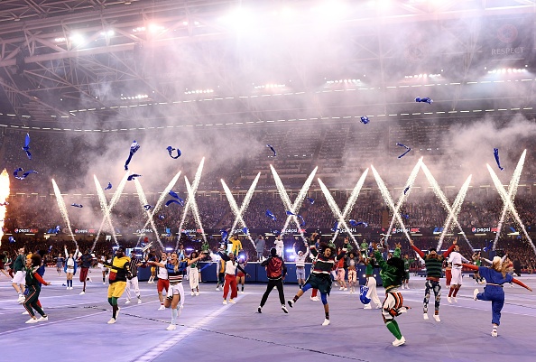 Phao hoa o chung ket Champions League anh 6