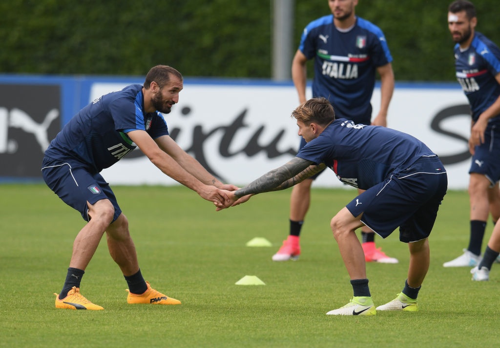 Buffon vui ve khi tro lai tap luyen anh 8