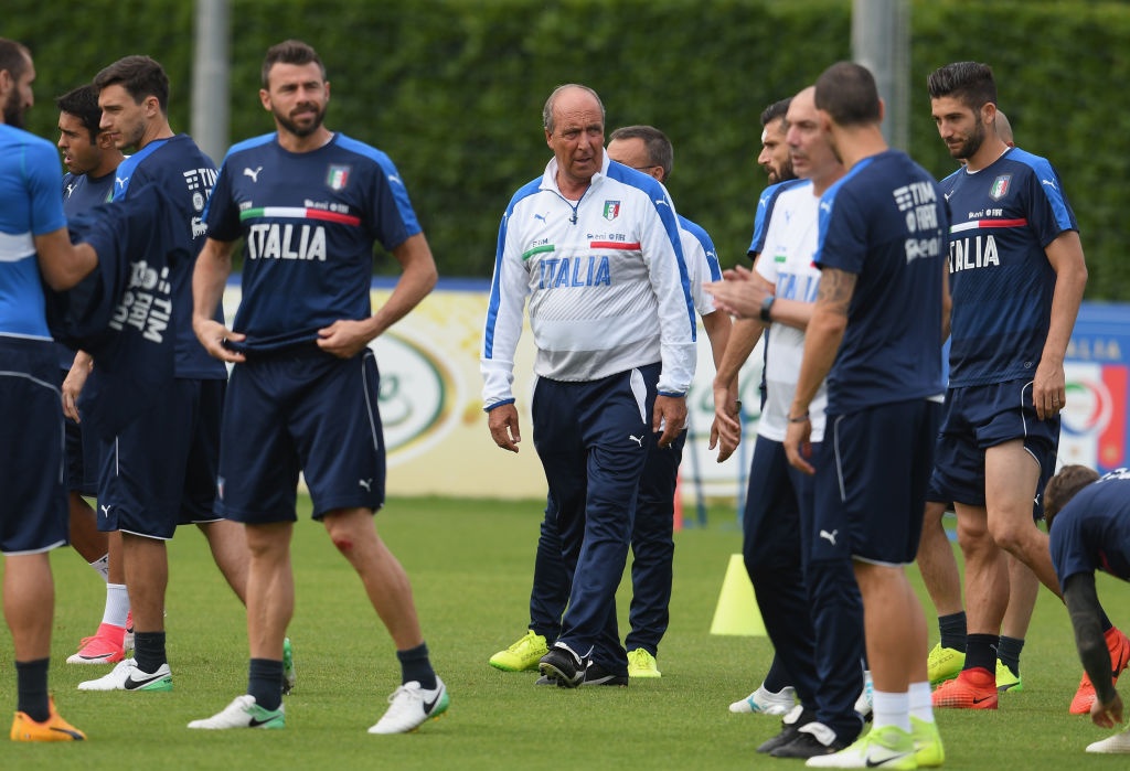 Buffon vui ve khi tro lai tap luyen anh 1