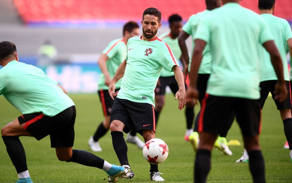 Ronaldo biểu diễn kỹ thuật ảnh 8 Ronaldo bieu dien ky thuat anh 8