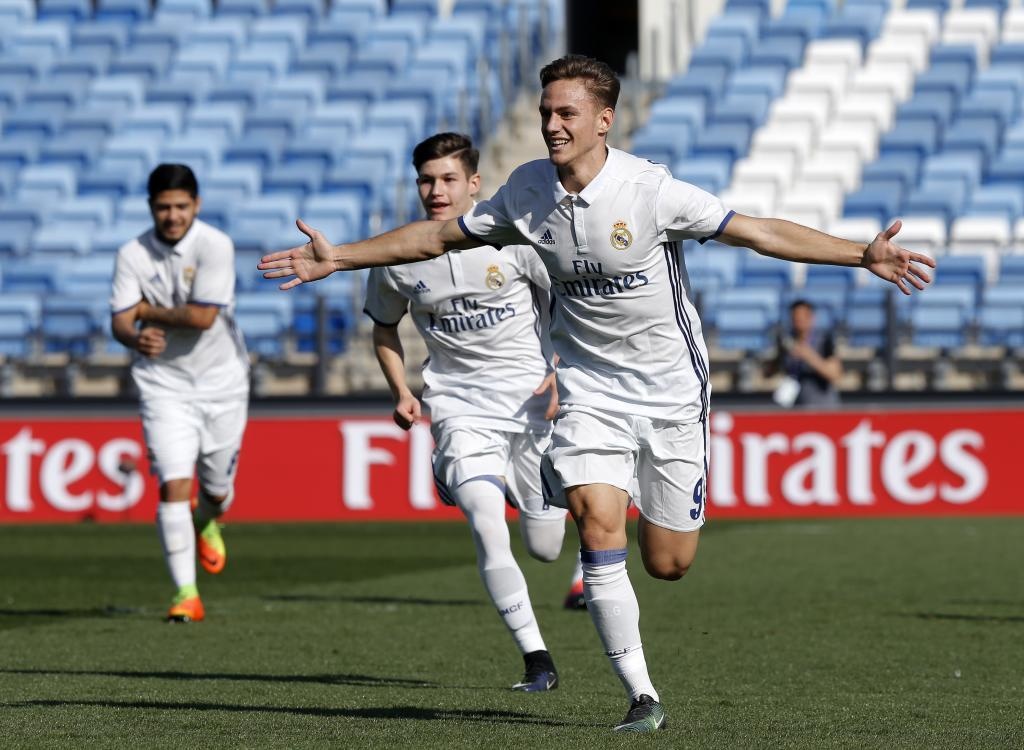 4 sao tre duoc len doi mot Real anh 7