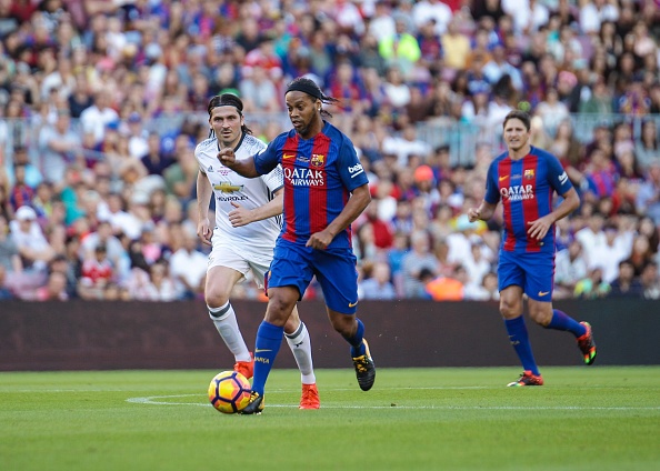 Huyen thoai MU thang cuu ngoi sao Barca anh 5