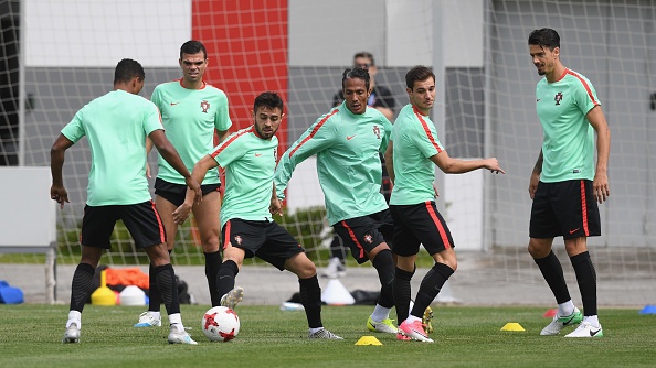 Ronaldo co vu dong doi anh 4