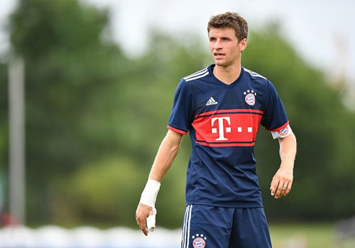 Bayern thang doi bong tai giai hang 6 Duc voi ty so 9-1 hinh anh