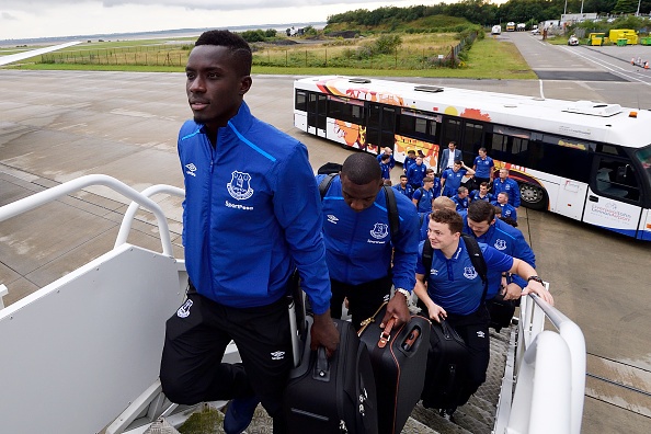 Rooney cung dong doi len duong du dau anh 5