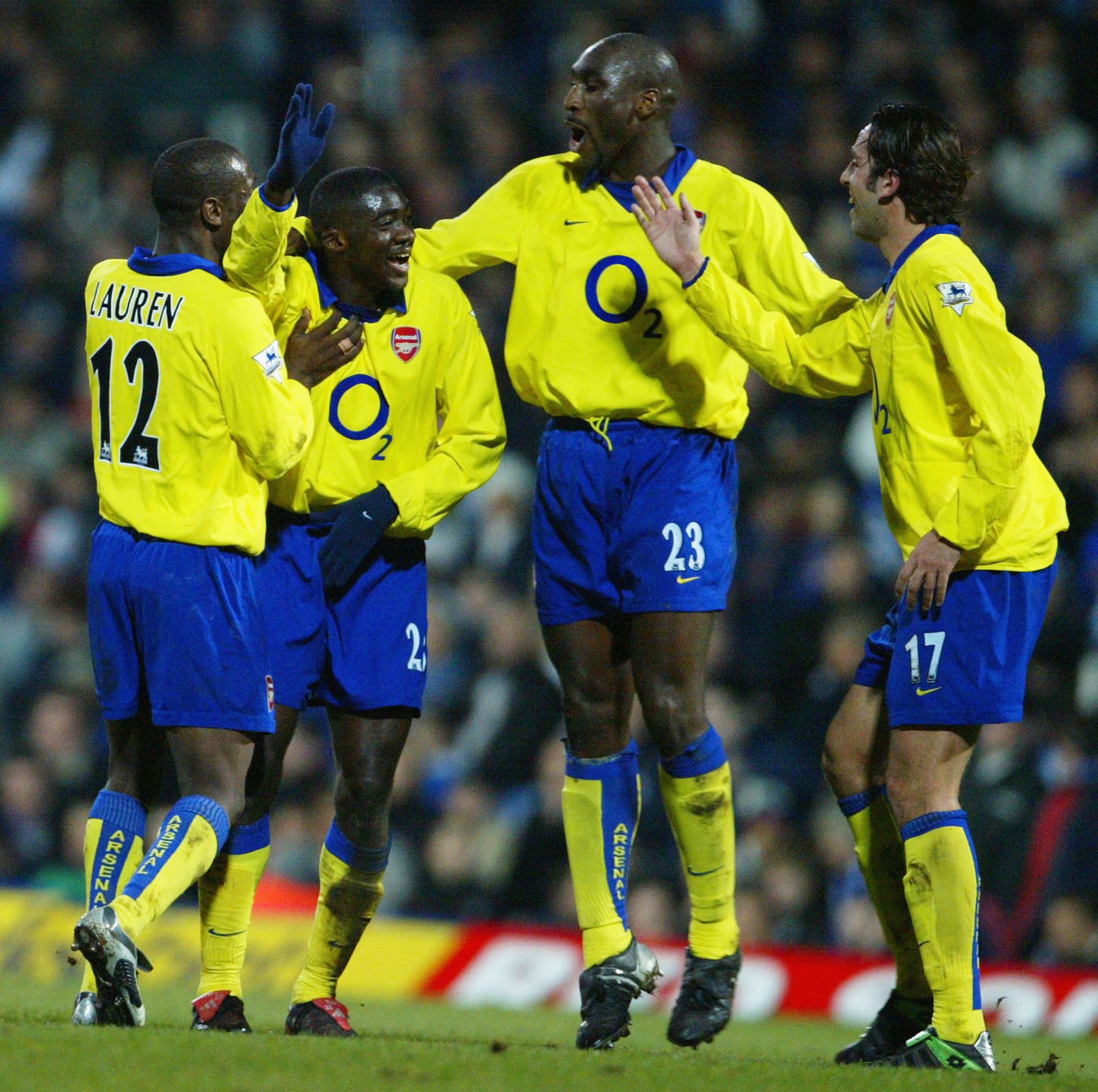 Nhung cap trung ve thep o Premier League anh 8