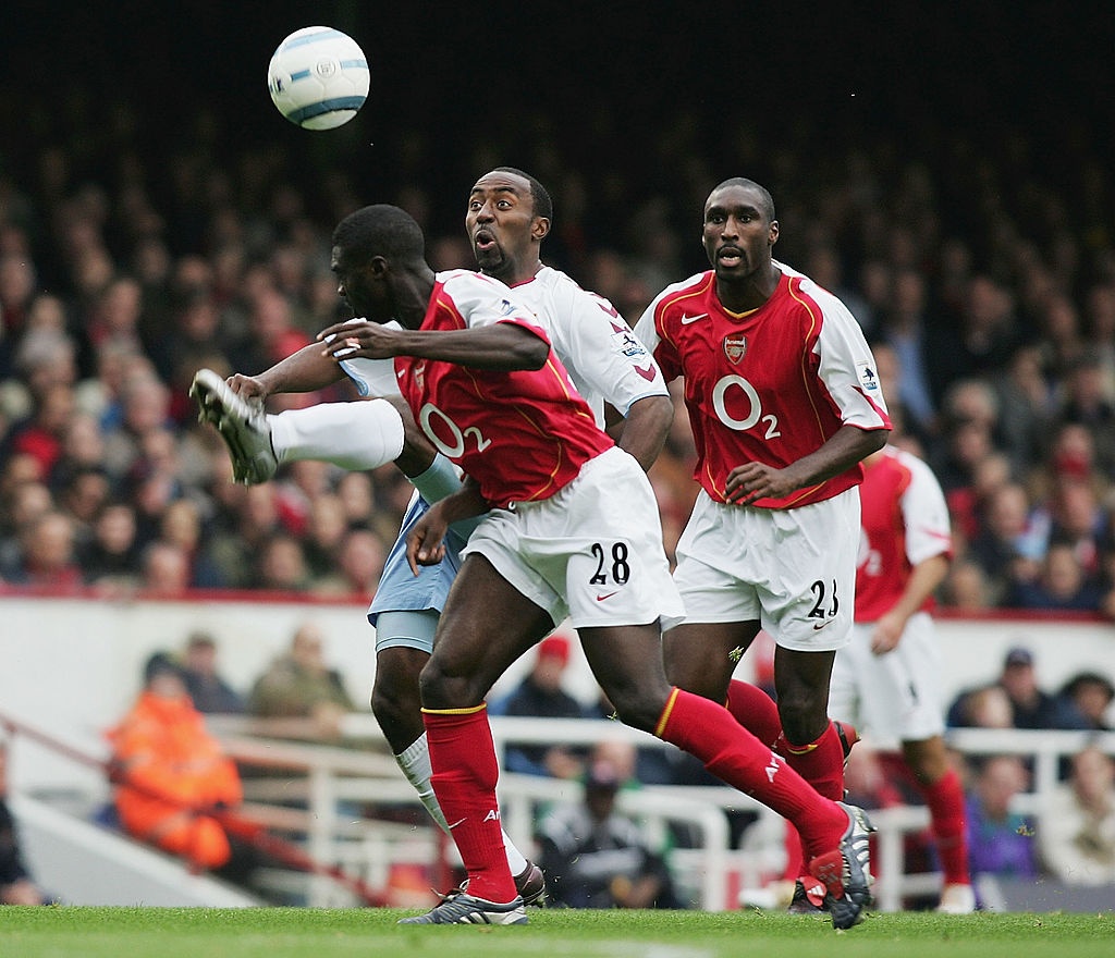 Nhung cap trung ve thep o Premier League anh 7