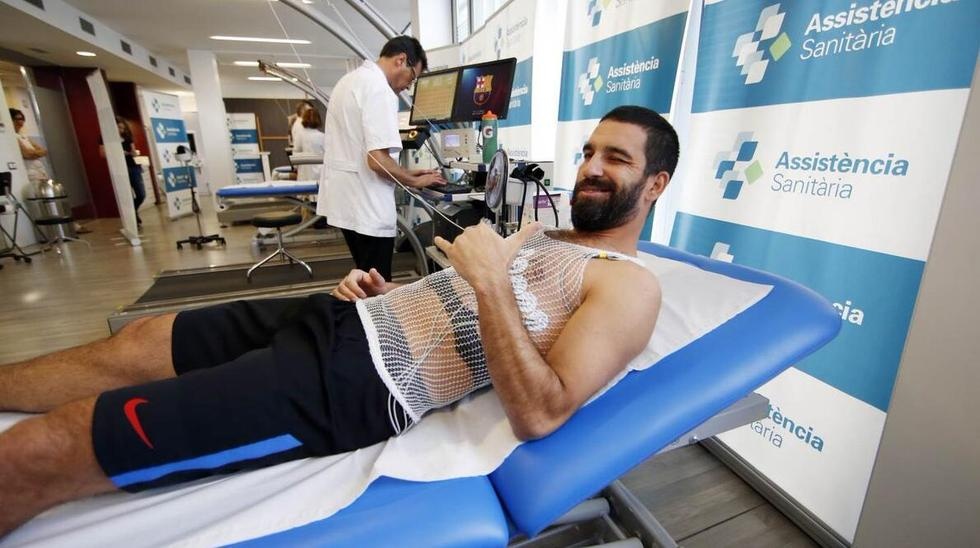 Messi tro lai Barca kiem tra the luc anh 8