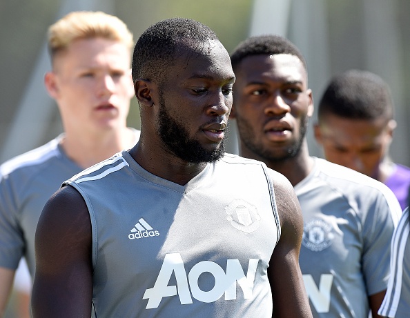 Pogba ngap ngu tren san tap cua MU anh 6