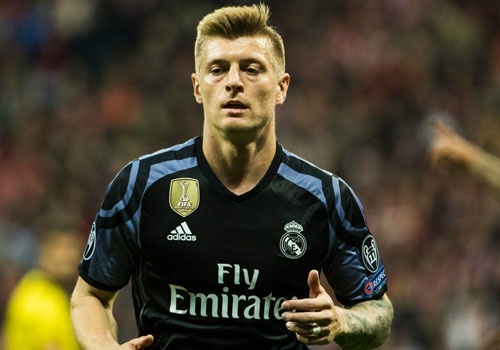 Chuyen nhuong 16/7: MU muon doi De Gea lay Kroos hinh anh