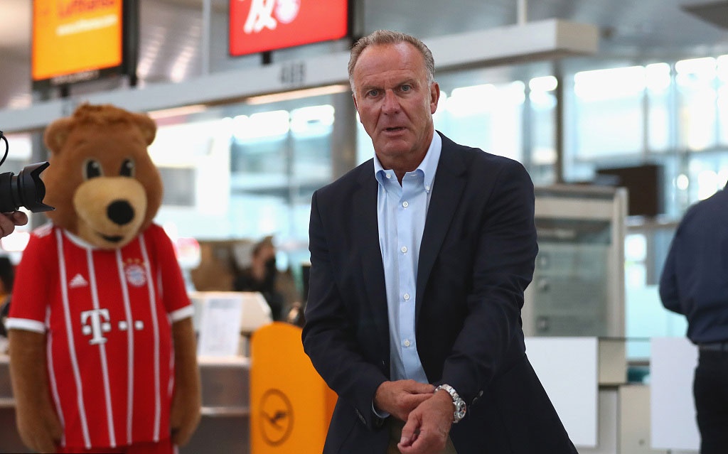 James duoc chao don nong nhiet anh 9