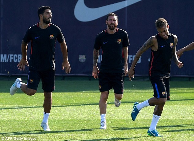 Messi tro lai tap luyen anh 1